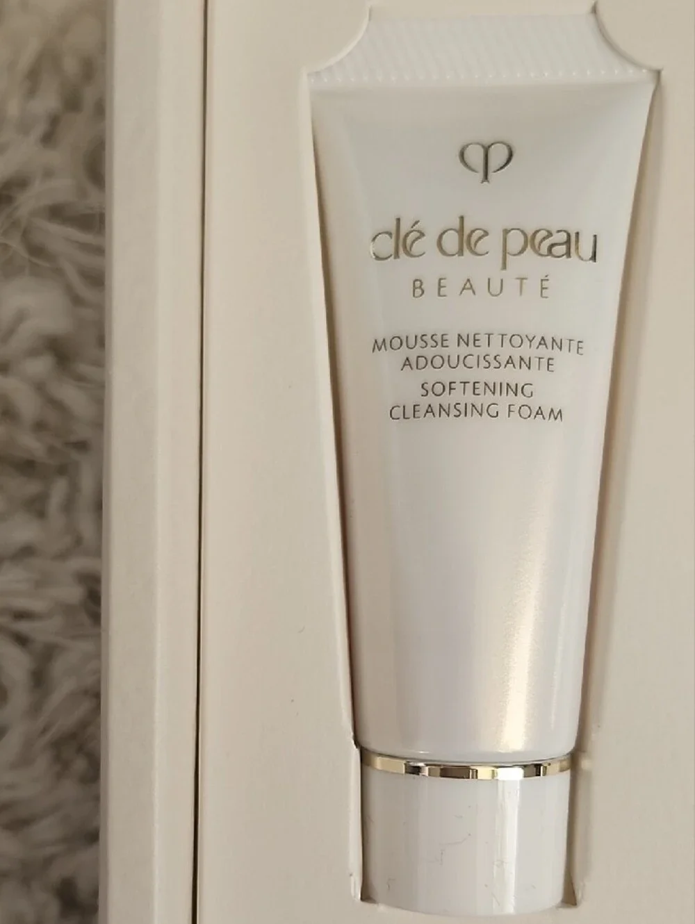 Clé de Peau Beauté Travel Care Kit